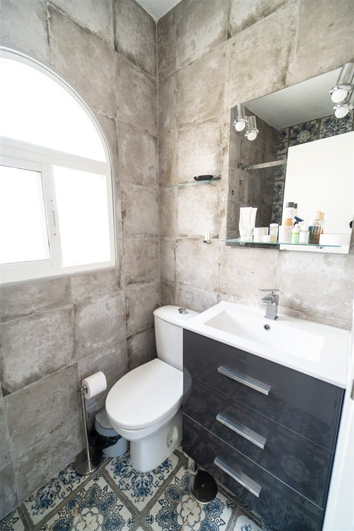 4 camera da letto Villa in vendita in La Siesta con piscina garage - 495.000 € (Rif: 9528907)