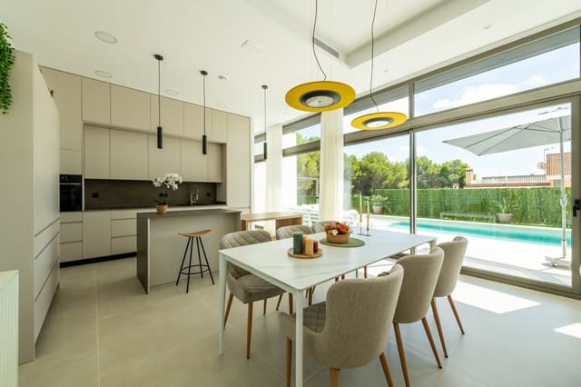 3 Zimmer Villa zu verkaufen in Pilar de la Horadada ciudad, Pilar de la Horadada mit Pool Garage - 825.000 € (Ref: 9731299)