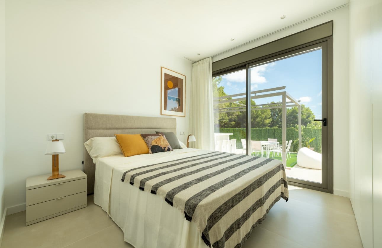 3 quarto Moradia para venda em Pinar de Campoverde com piscina - 825 000 € (Ref: 9731299)