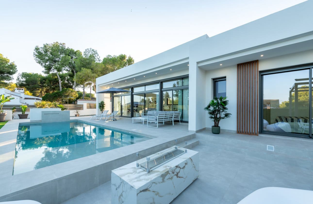 3 quarto Moradia para venda em Pinar de Campoverde com piscina - 825 000 € (Ref: 9731299)