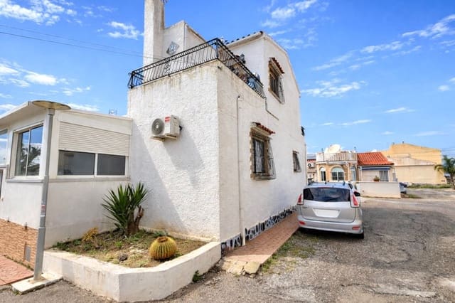 3 bedroom Villa for sale in La Marina, Elche / Elx - € 158,900 (Ref: 9731300)