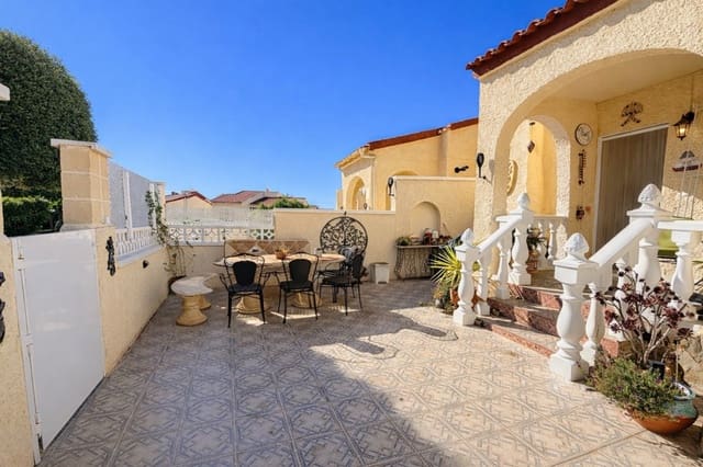 3 chambre Villa/Maison à vendre à La Marina, Elche / Elx avec piscine garage - 229 900 € (Ref: 9731303)