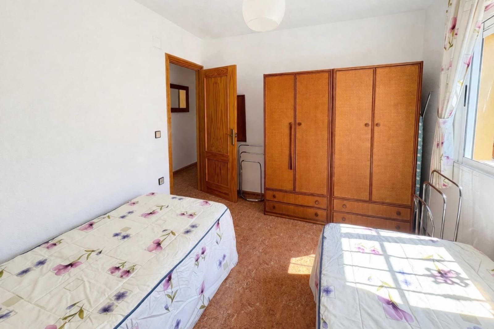 4 soverom Villa til salgs i La Marina med svømmebasseng garasje - € 194 900 (Ref: 9731304)