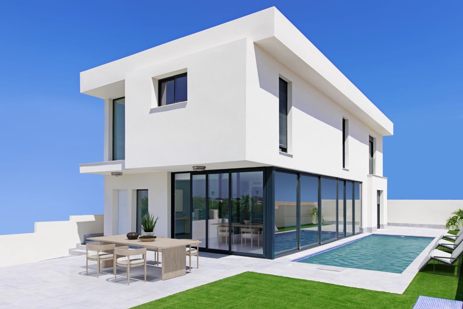 Chalet de 4 habitaciones en Gran Alacant en venta con piscina garaje - 625.000 € (Ref: 9731306)