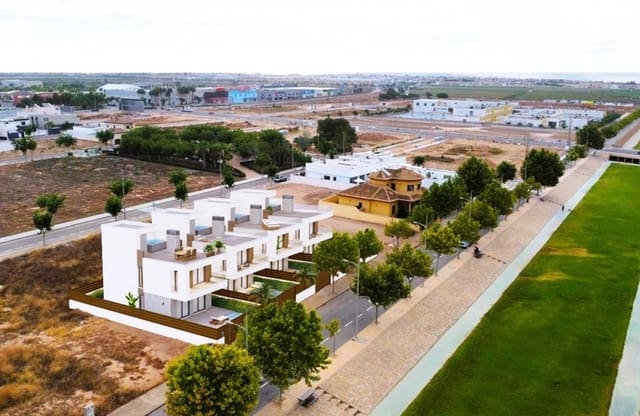 3 sypialnia Willa na sprzedaż w Pilar de la Horadada ciudad, Pilar de la Horadada z basenem - 550 000 € (Ref: 9731308)