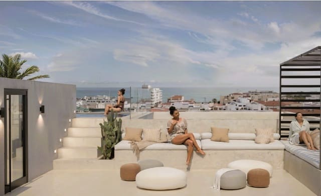 2 slaapkamer Appartement te koop in Centro, Torrevieja met zwembad - € 198.000 (Ref: 9731313)