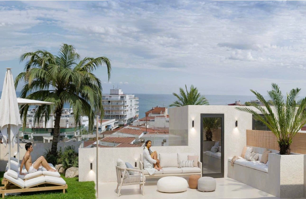 2 slaapkamer Strandappartement te koop in Torrevieja met zwembad - € 198.000 (Ref: 9731313)