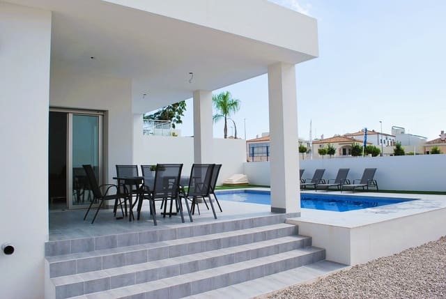 3 chambre Villa/Maison à vendre à La Marina, Elche / Elx avec piscine garage - 449 900 € (Ref: 9731314)