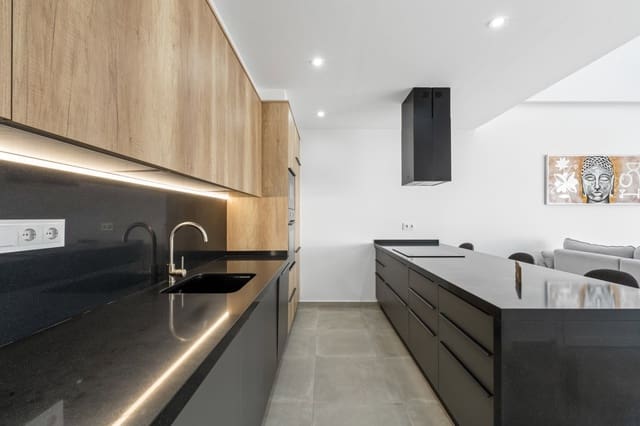 3 sypialnia Willa na sprzedaż w Daya Nueva z basenem garażem - 380 000 € (Ref: 9731317)