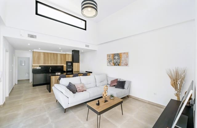 3 quarto Moradia para venda em Daya Nueva com piscina - 380 000 € (Ref: 9731317)