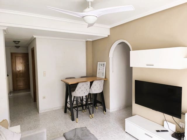 Apartamento de 3 habitaciones en Playa del Cura, Torrevieja en venta con piscina garaje - 184.900 € (Ref: 9731318)