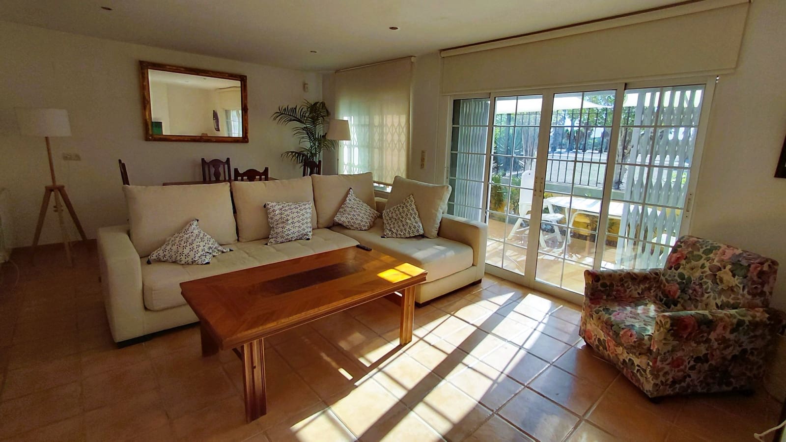 6 chambre Villa/Maison à vendre à La Marina avec piscine garage - 620 000 € (Ref: 9735319)