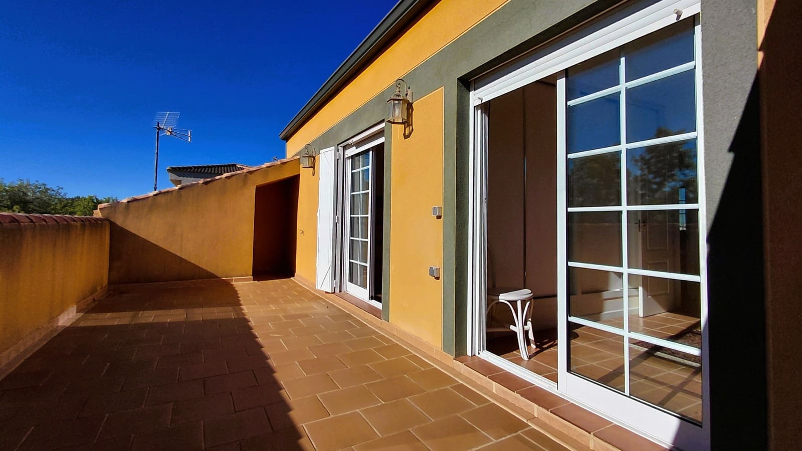 6 chambre Villa/Maison à vendre à La Marina avec piscine garage - 620 000 € (Ref: 9735319)