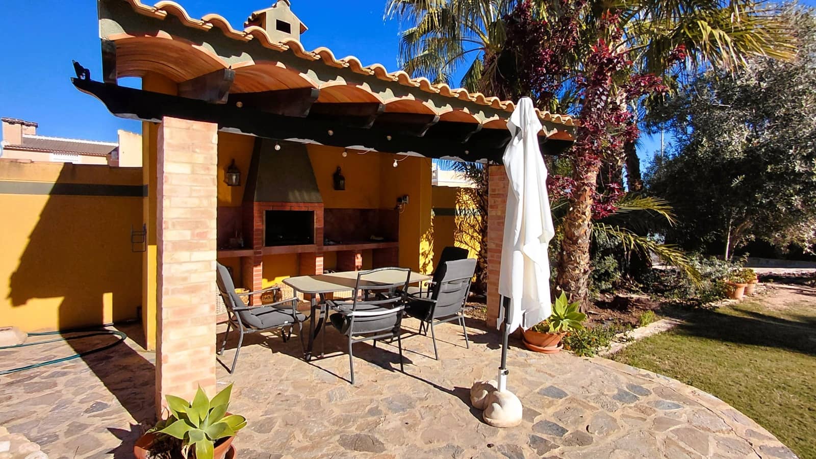 6 chambre Villa/Maison à vendre à La Marina avec piscine garage - 620 000 € (Ref: 9735319)