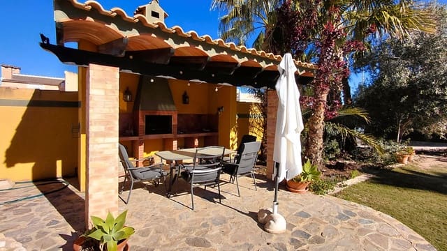 6 chambre Villa/Maison à vendre à La Marina, Elche / Elx avec piscine garage - 620 000 € (Ref: 9735319)