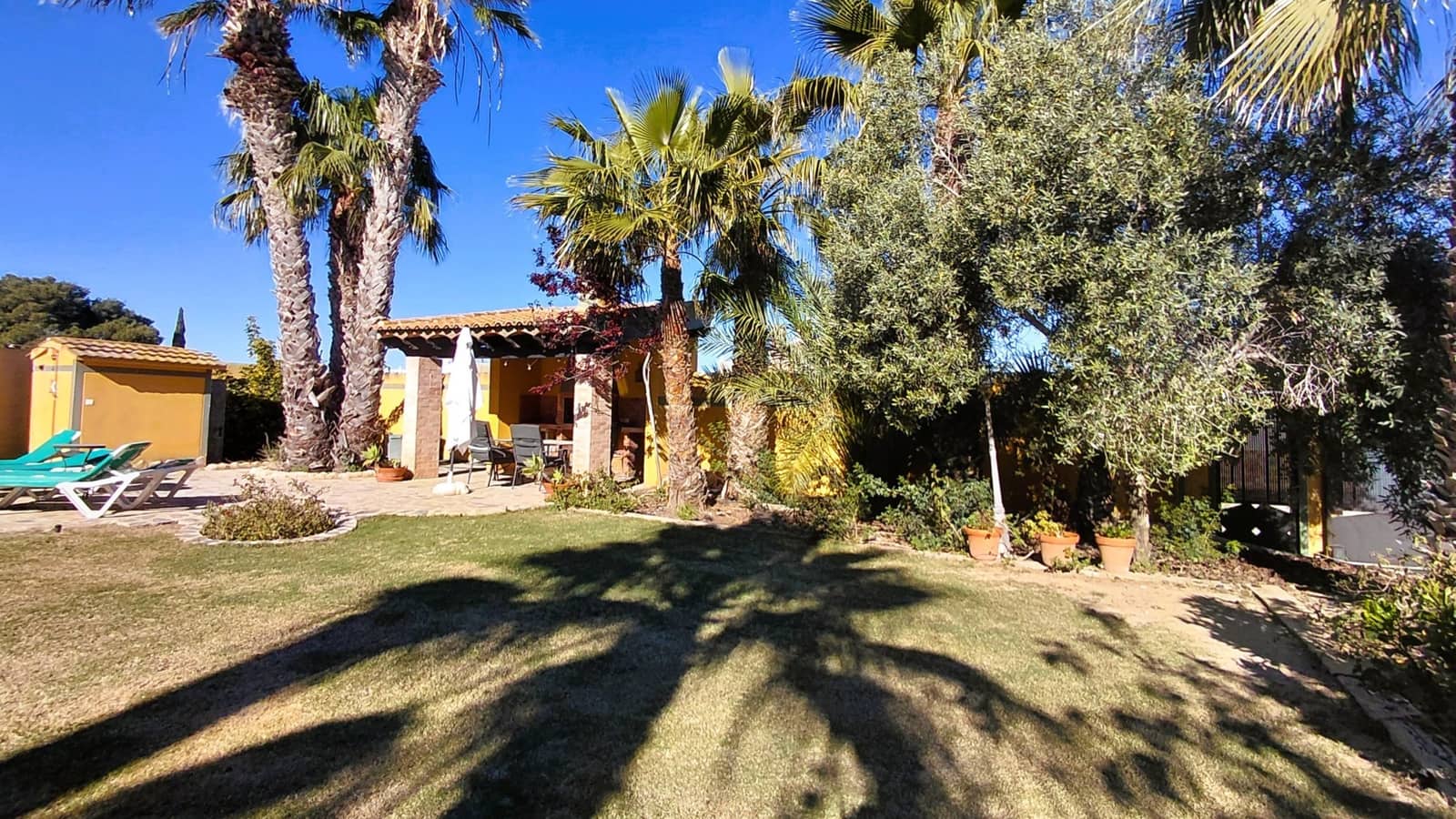 6 chambre Villa/Maison à vendre à La Marina avec piscine garage - 620 000 € (Ref: 9735319)