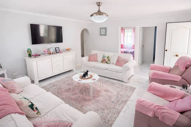 4 soveværelse Villa til salg i La Marina, Elche / Elx med swimmingpool garage - € 334.900 (Ref: 9751711)