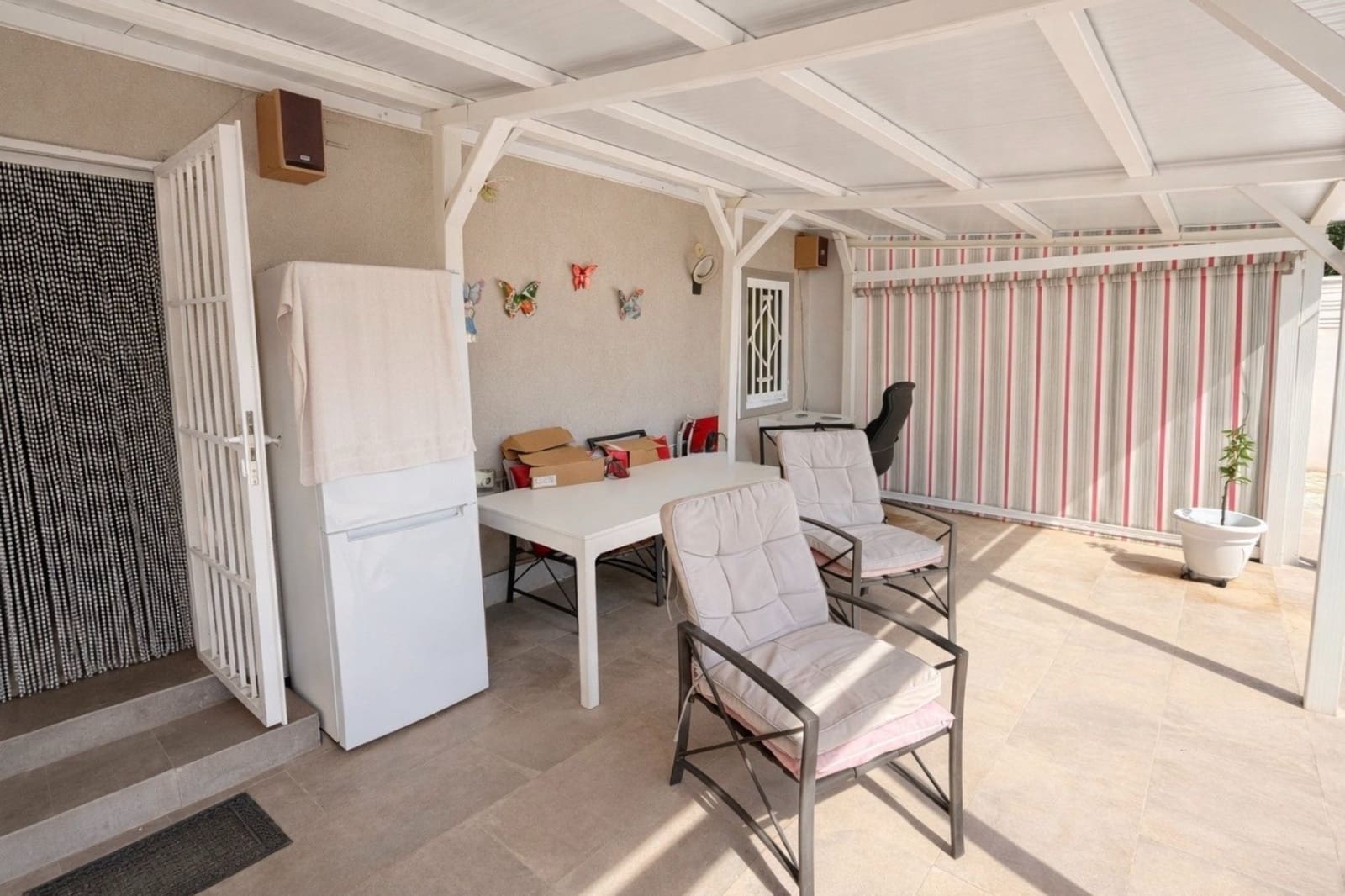 4 bedroom Villa for sale in La Marina with pool garage - € 334,900 (Ref: 9751711)