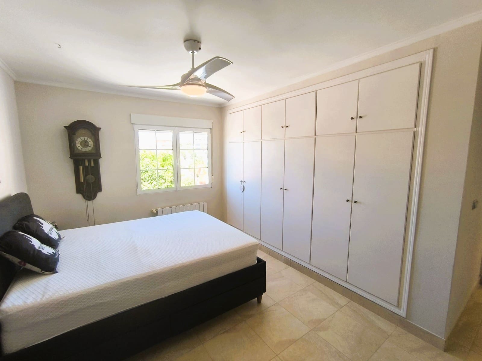 5 sypialnia Willa na sprzedaż w La Marina z basenem garażem - 548 900 € (Ref: 9833578)