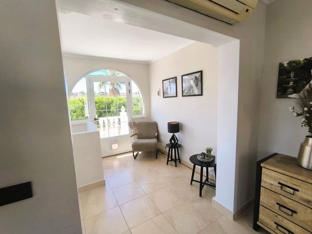 5 soveværelse Villa til salg i La Marina, Elche / Elx med swimmingpool garage - € 548.900 (Ref: 9833578)