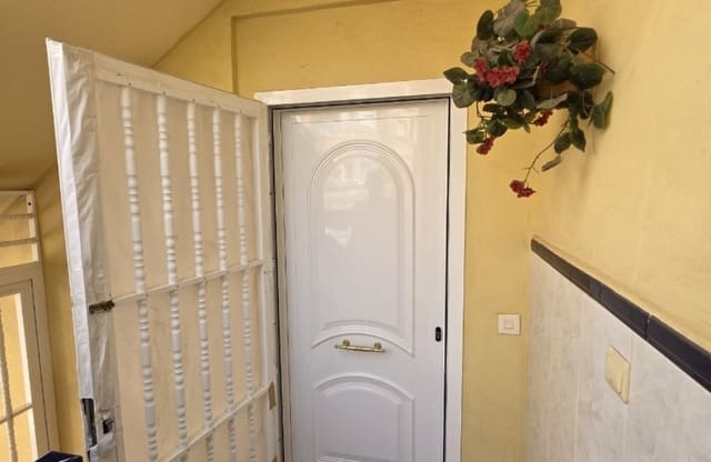 2 bedroom Beach Apartment for sale in Gaspar Perelló, Torrevieja - € 163,900 (Ref: 9833579)