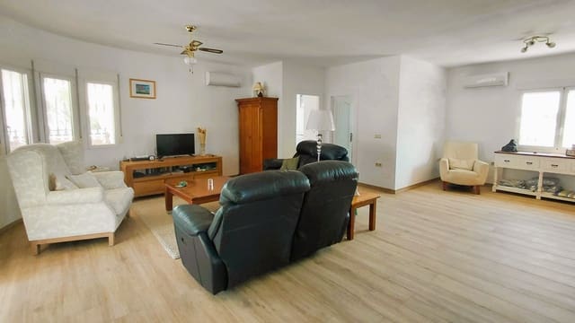3 soveværelse Villa til salg i San Fulgencio med swimmingpool garage - € 449.900 (Ref: 9846134)