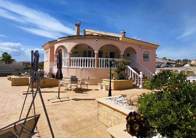 3 soveværelse Villa til salg i San Fulgencio med swimmingpool garage - € 449.900 (Ref: 9846134)
