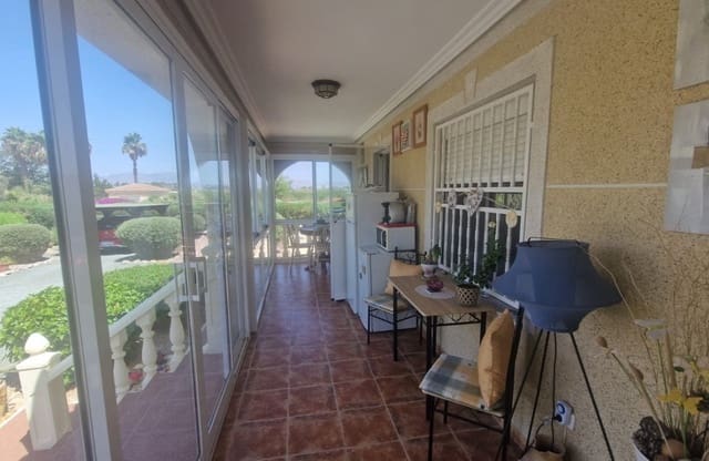 3 soveværelse Villa til salg i Catral med swimmingpool - € 379.900 (Ref: 9851318)