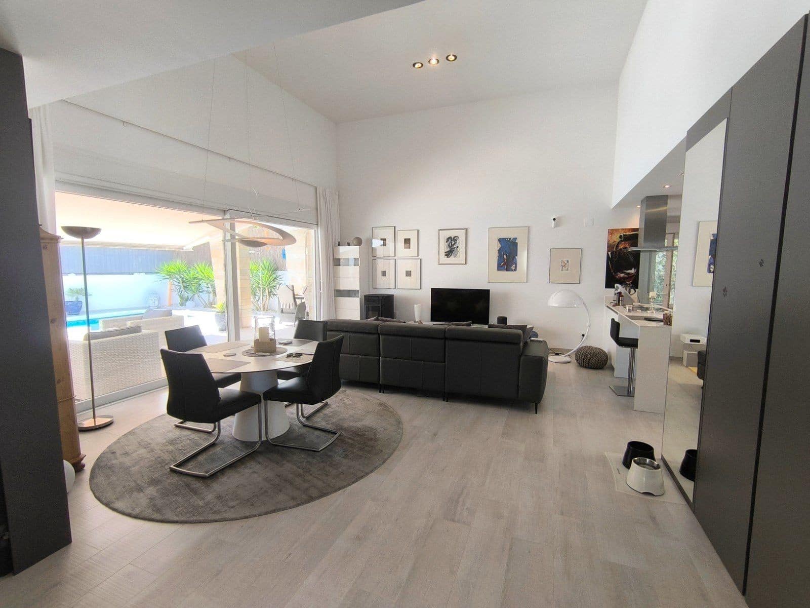 3 soveværelse Villa til salg i Algorfa med swimmingpool garage - € 584.900 (Ref: 9851319)