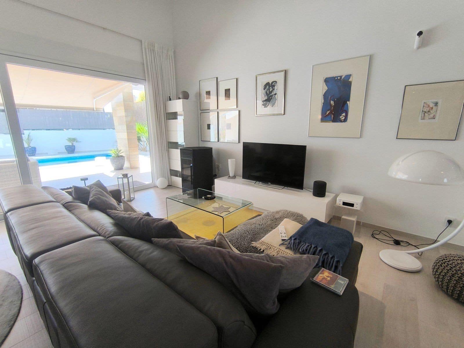 3 soveværelse Villa til salg i Algorfa med swimmingpool garage - € 584.900 (Ref: 9851319)