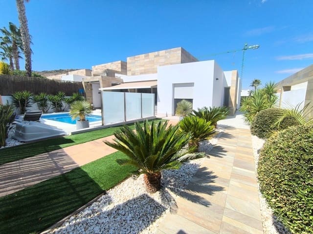 3 soveværelse Villa til salg i Algorfa med swimmingpool garage - € 584.900 (Ref: 9851319)