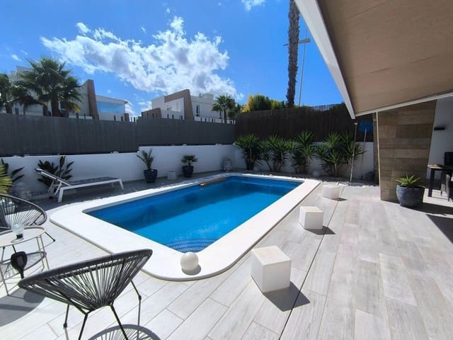 3 soveværelse Villa til salg i Algorfa med swimmingpool garage - € 584.900 (Ref: 9851319)