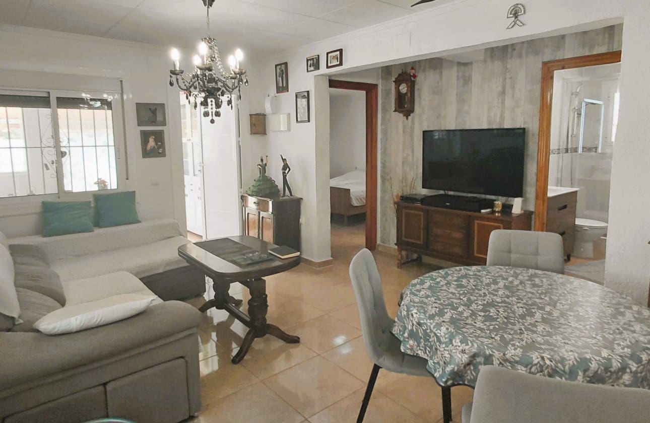 3 bedroom Villa for sale in San Fulgencio with garage - € 245,000 (Ref: 9878264)