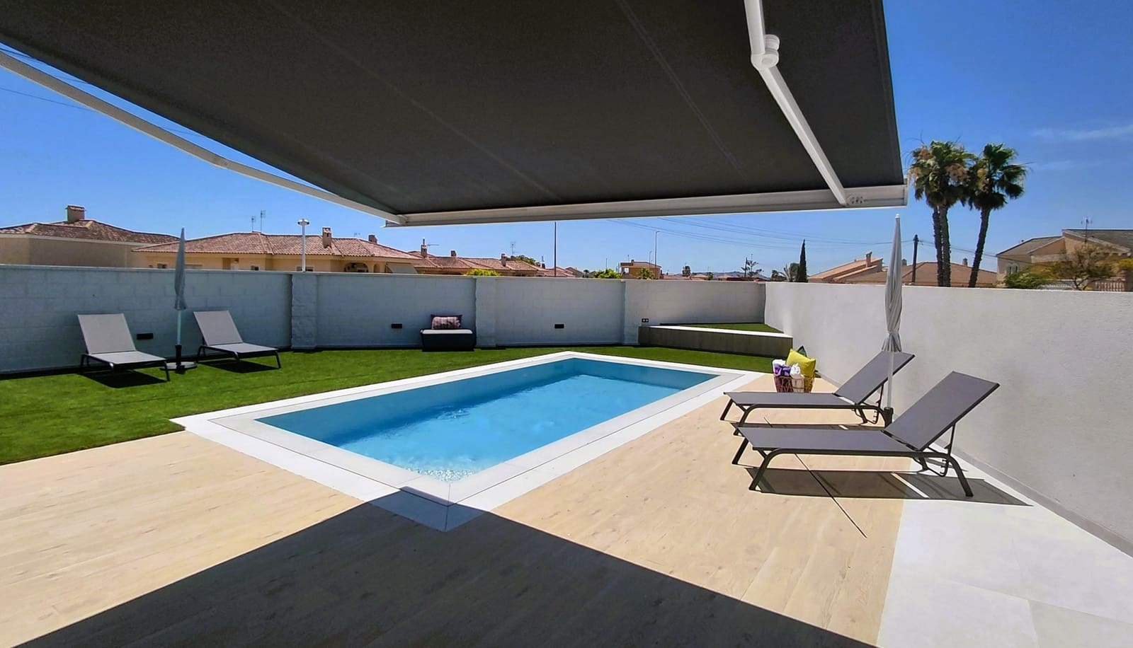 3 chambre Villa/Maison à vendre à San Fulgencio avec piscine garage - 949 900 € (Ref: 9927069)