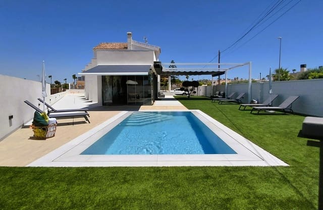 3 chambre Villa/Maison à vendre à San Fulgencio avec piscine garage - 949 900 € (Ref: 9927069)