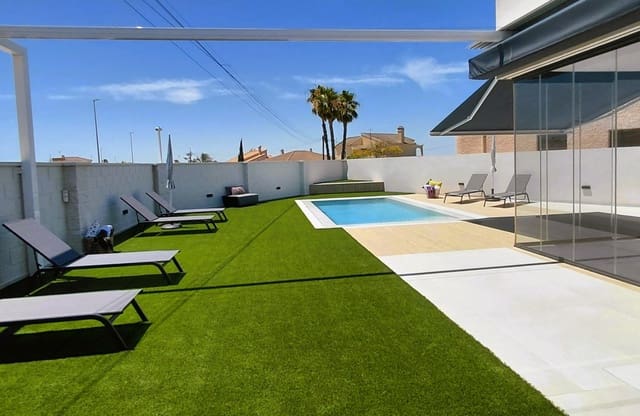 3 chambre Villa/Maison à vendre à San Fulgencio avec piscine garage - 949 900 € (Ref: 9927069)
