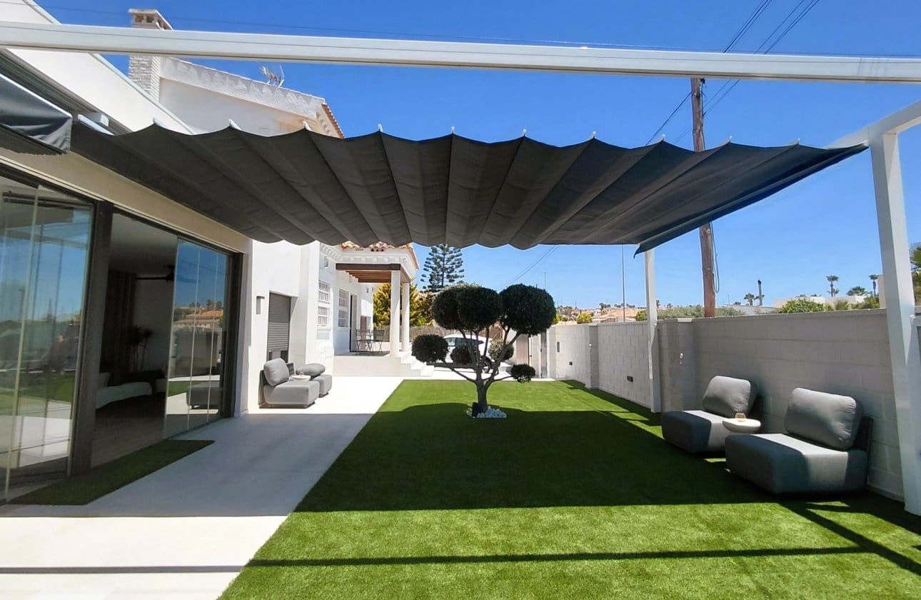 3 chambre Villa/Maison à vendre à San Fulgencio avec piscine garage - 949 900 € (Ref: 9927069)