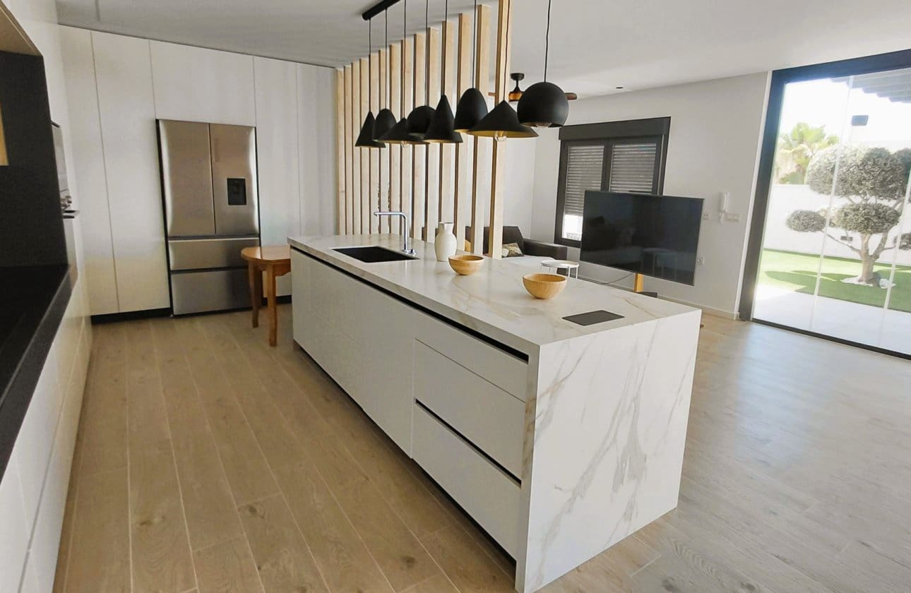 3 chambre Villa/Maison à vendre à San Fulgencio avec piscine garage - 949 900 € (Ref: 9927069)