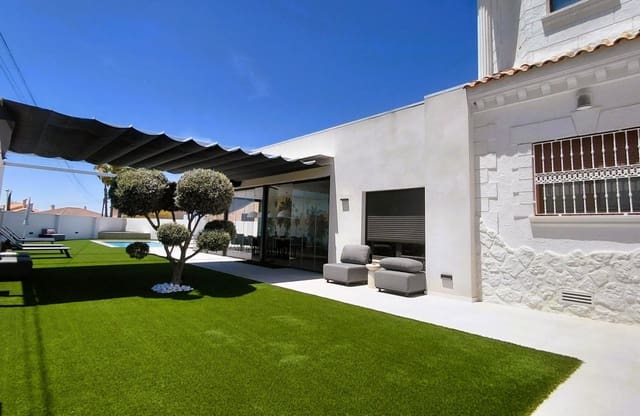3 chambre Villa/Maison à vendre à San Fulgencio avec piscine garage - 949 900 € (Ref: 9927069)