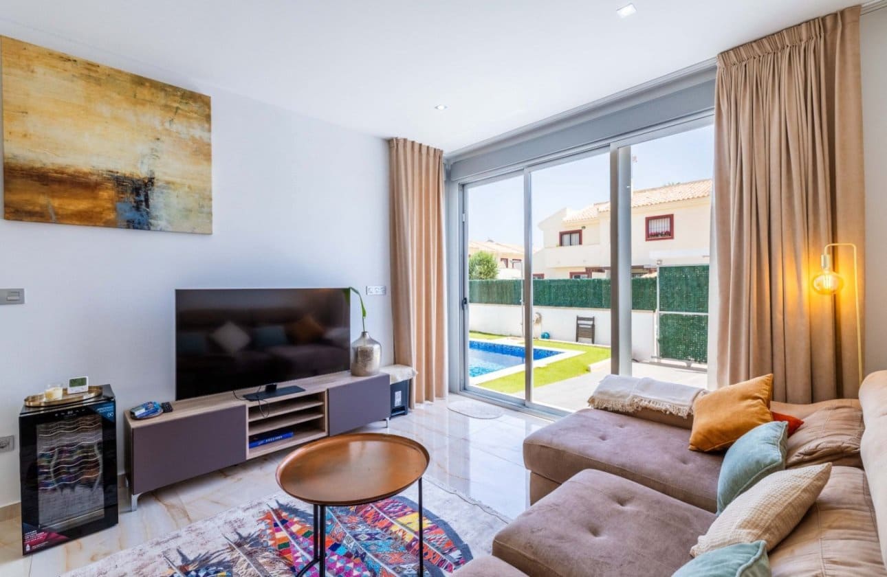 3 quarto Moradia para venda em Ciudad Quesada com piscina - 398 900 € (Ref: 9949459)