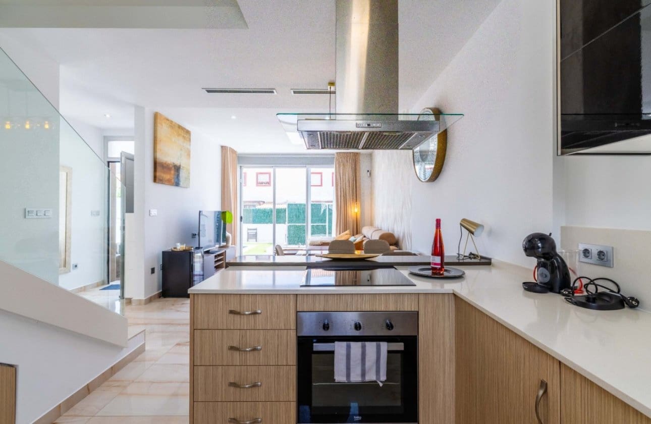 3 quarto Moradia para venda em Ciudad Quesada com piscina - 398 900 € (Ref: 9949459)