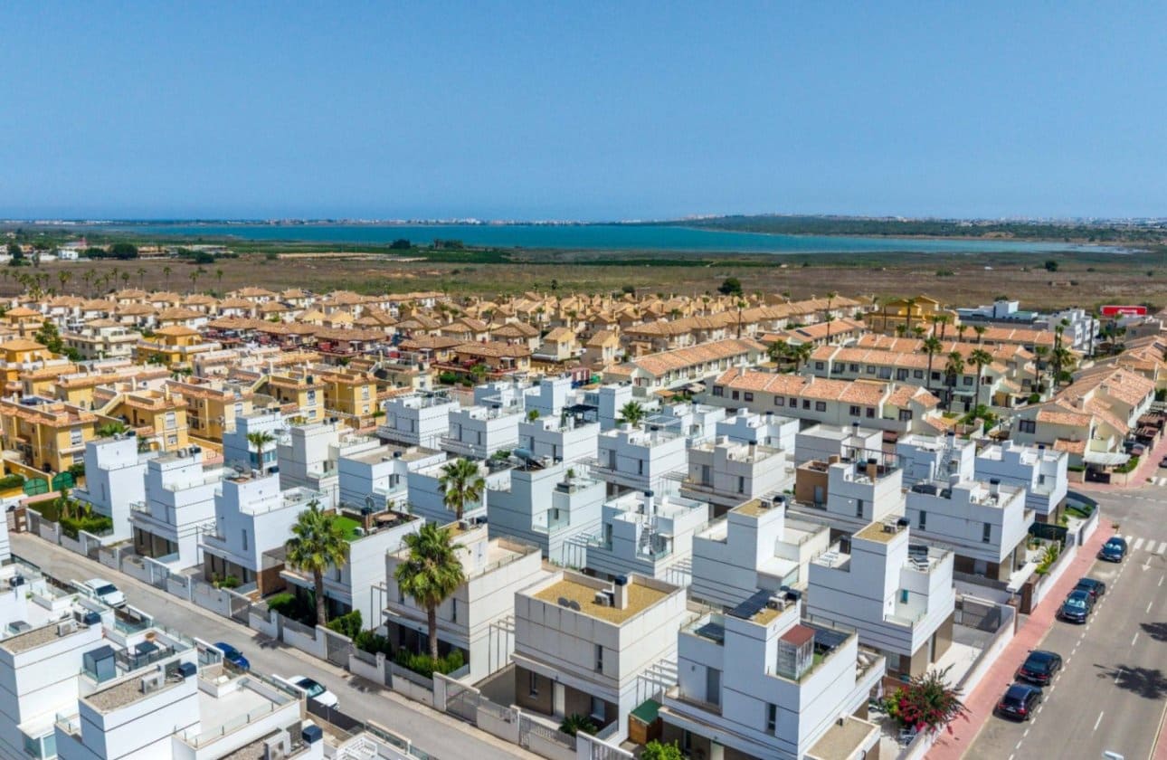3 quarto Moradia para venda em Ciudad Quesada com piscina - 398 900 € (Ref: 9949459)