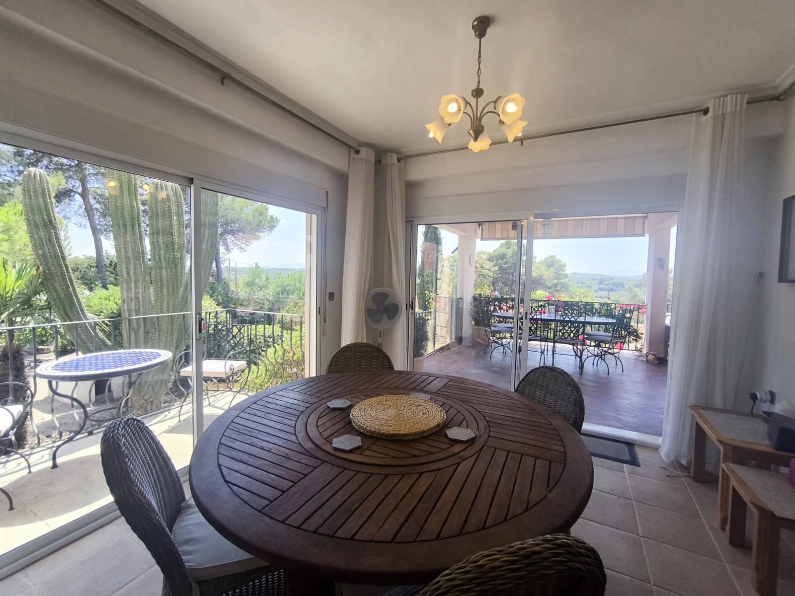 7 chambre Villa/Maison à vendre à Turis avec piscine garage - 470 000 € (Ref: 10003504)