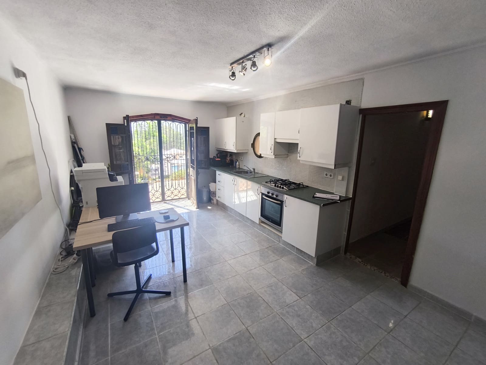 7 chambre Villa/Maison à vendre à Turis avec piscine garage - 470 000 € (Ref: 10003504)
