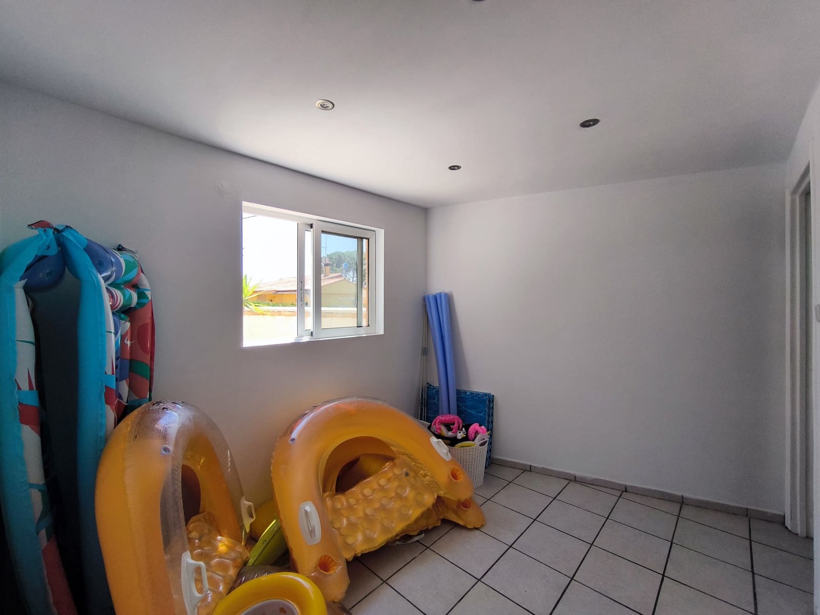 7 chambre Villa/Maison à vendre à Turis avec piscine garage - 470 000 € (Ref: 10003504)