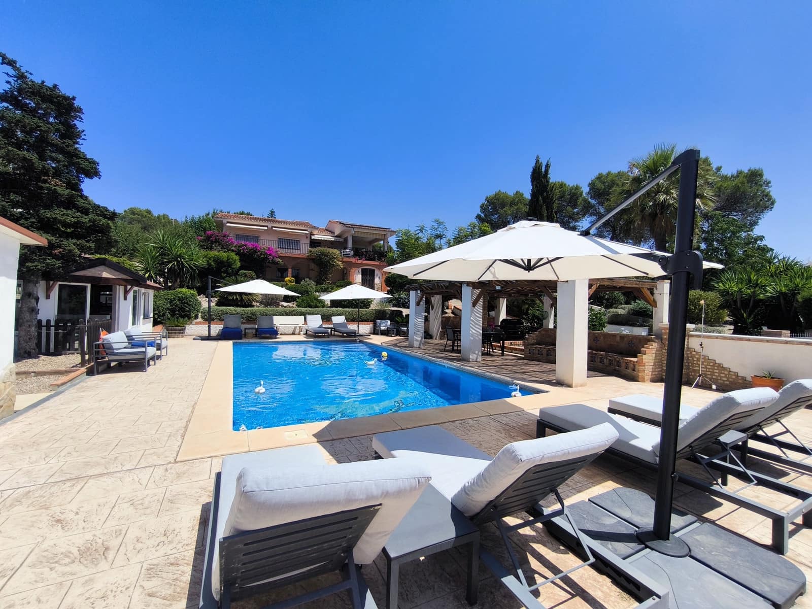 7 chambre Villa/Maison à vendre à Turis avec piscine garage - 470 000 € (Ref: 10003504)