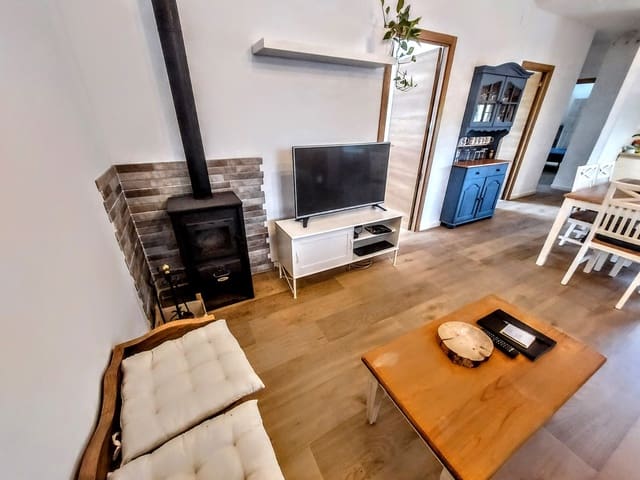 3 slaapkamer Villa te koop in Montserrat met zwembad garage - € 259.000 (Ref: 10003505)