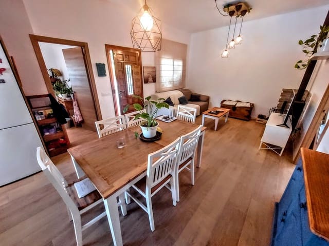 3 slaapkamer Villa te koop in Montserrat met zwembad garage - € 259.000 (Ref: 10003505)