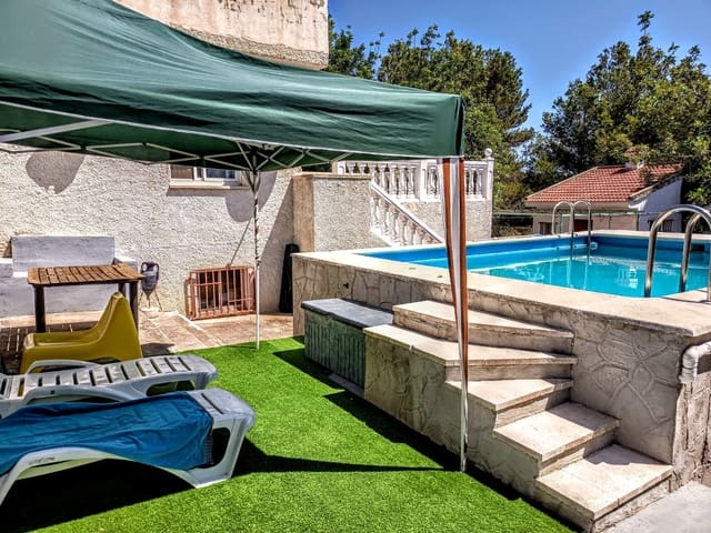 3 slaapkamer Villa te koop in Montserrat met zwembad garage - € 259.000 (Ref: 10003505)