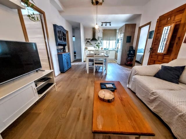 3 slaapkamer Villa te koop in Montserrat met zwembad garage - € 259.000 (Ref: 10003505)
